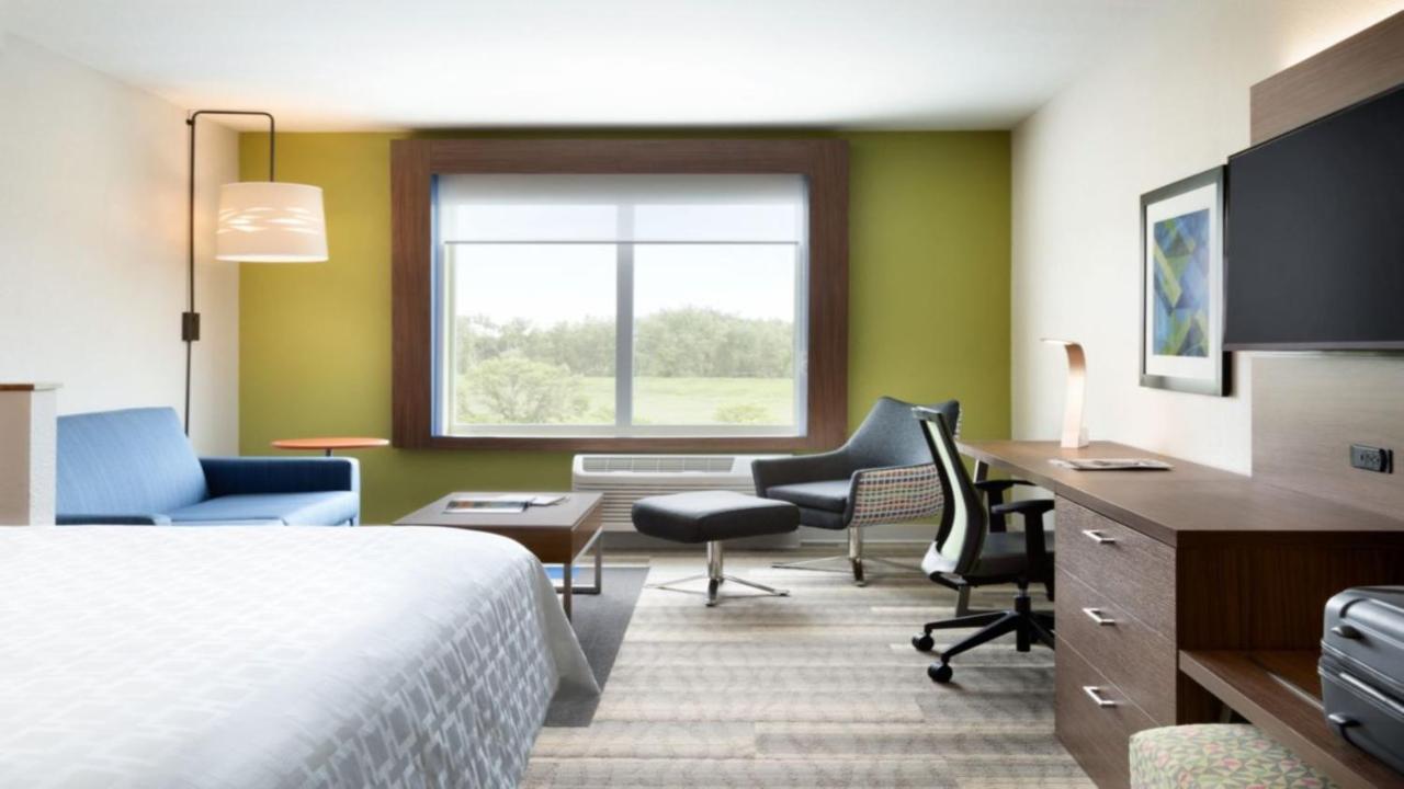 Holiday Inn Express & Suites - Asheboro By Ihg Exterior photo