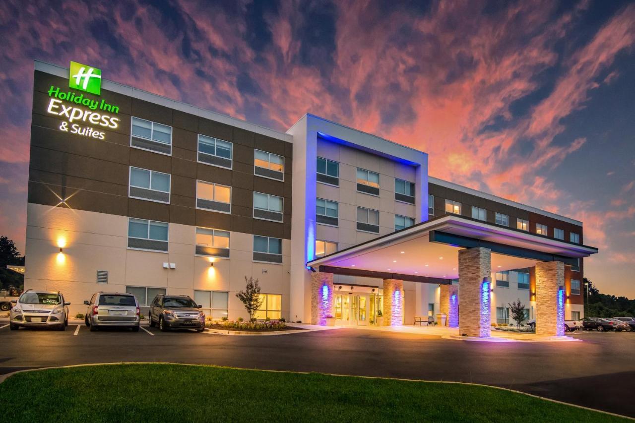 Holiday Inn Express & Suites - Asheboro By Ihg Exterior photo